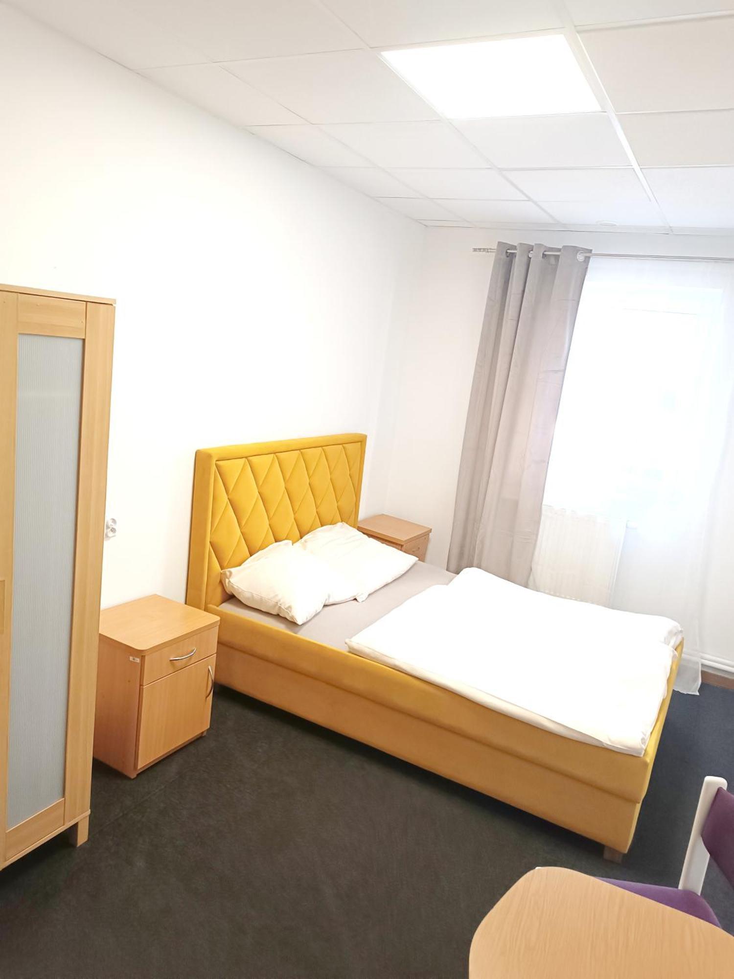 Hostel Krosnienska 12 Ζιελόνα Γκόρα Εξωτερικό φωτογραφία