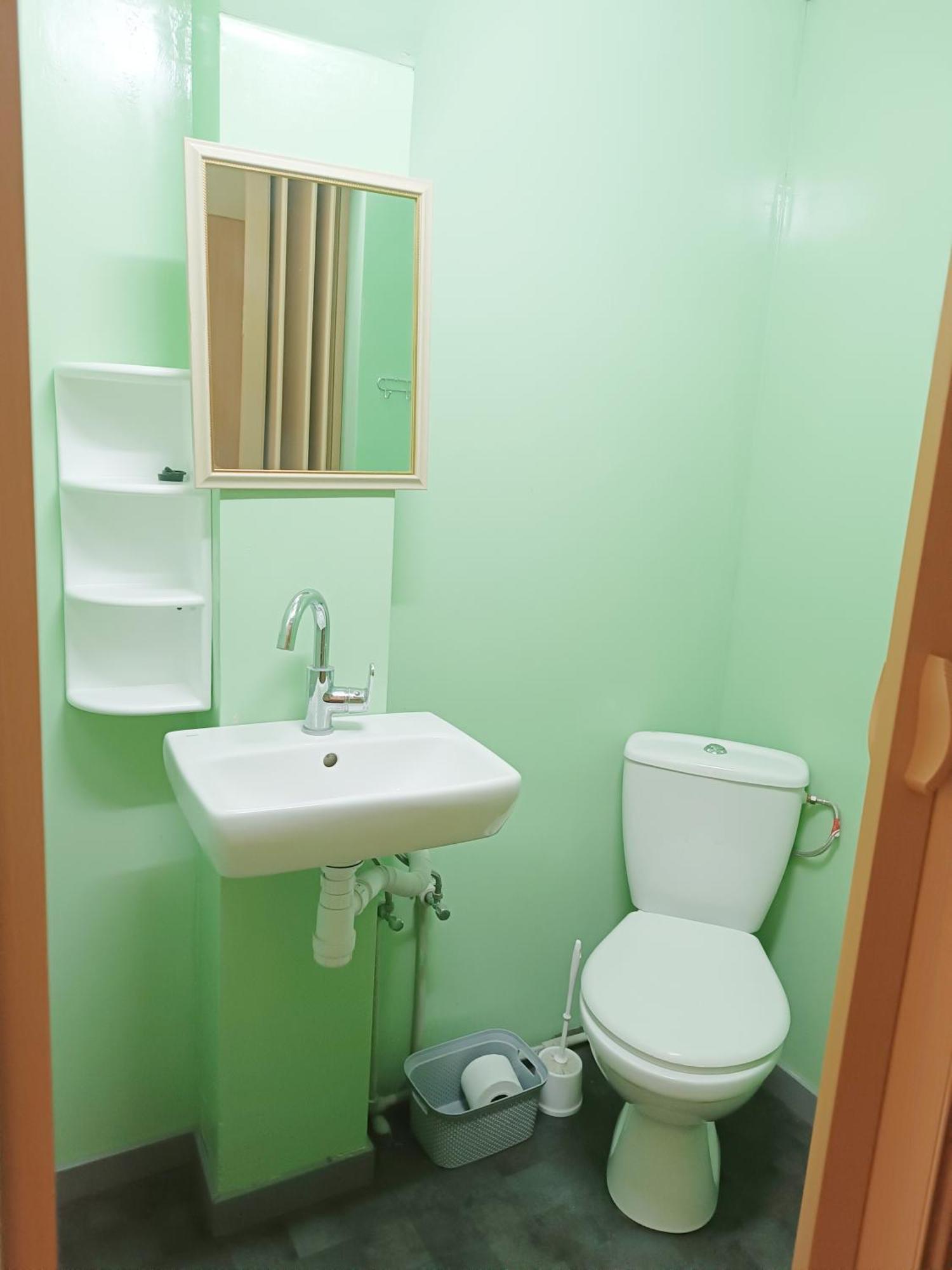 Hostel Krosnienska 12 Ζιελόνα Γκόρα Εξωτερικό φωτογραφία