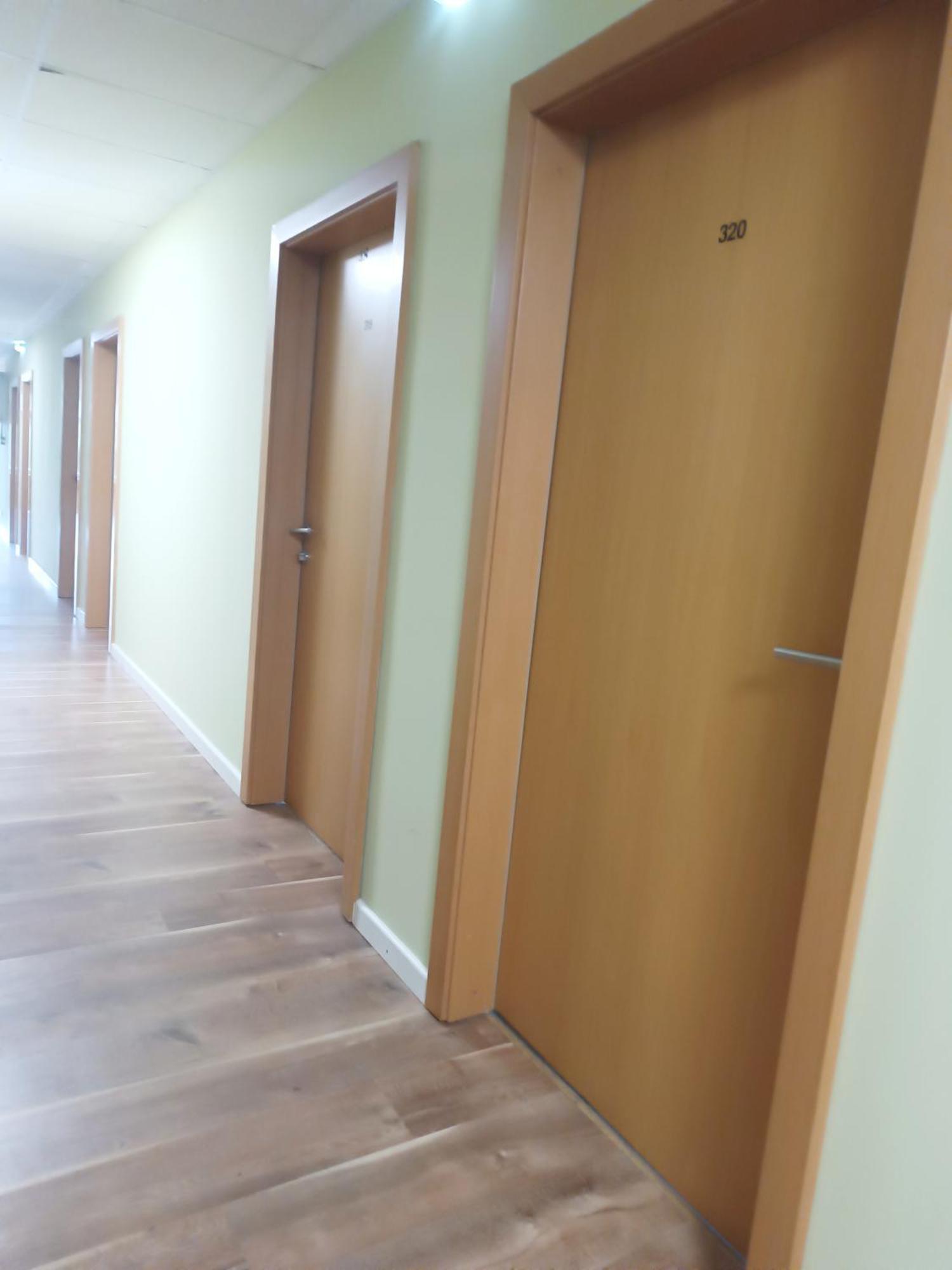Hostel Krosnienska 12 Ζιελόνα Γκόρα Εξωτερικό φωτογραφία