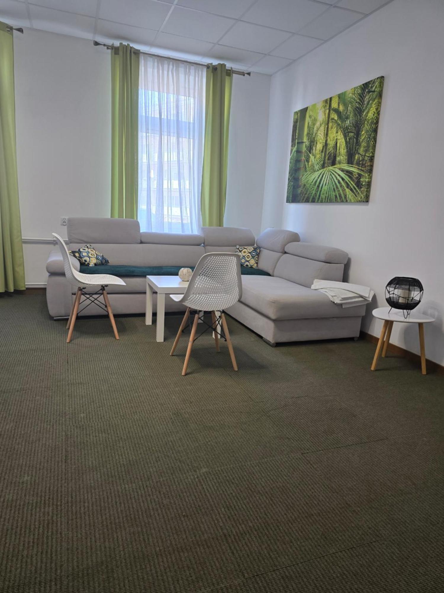 Hostel Krosnienska 12 Ζιελόνα Γκόρα Εξωτερικό φωτογραφία
